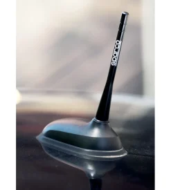 Antenna con viti e tappi valvola pneumatici auto sparco 